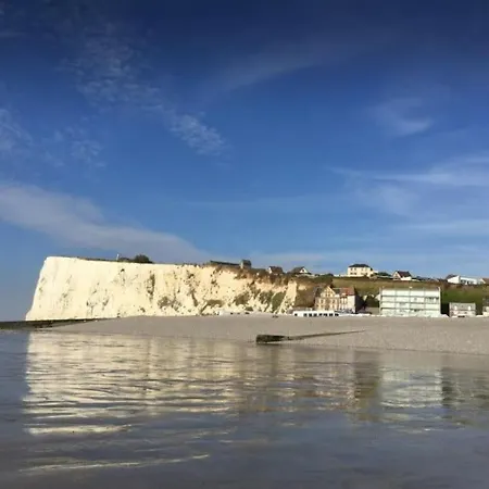 Trimaran 10 Metres De La Avec Balcon/terrasse